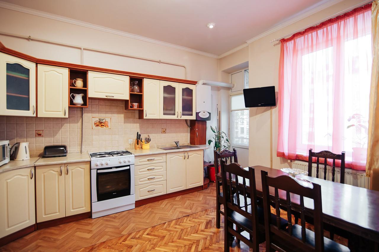 Centreville Apartments Ivano-Frankivsk Eksteriør bilde