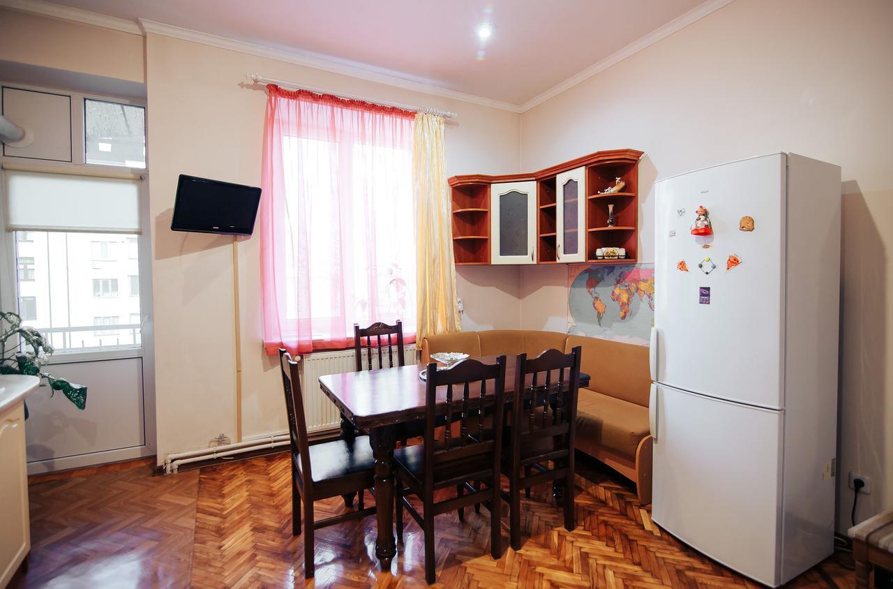 Centreville Apartments Ivano-Frankivsk Eksteriør bilde